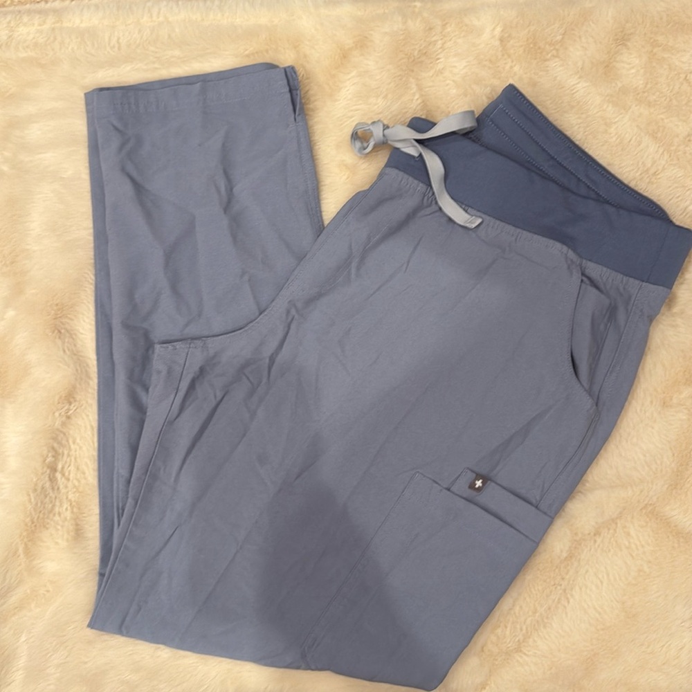 Figs Uniform! Large Tops and XL Bottoms